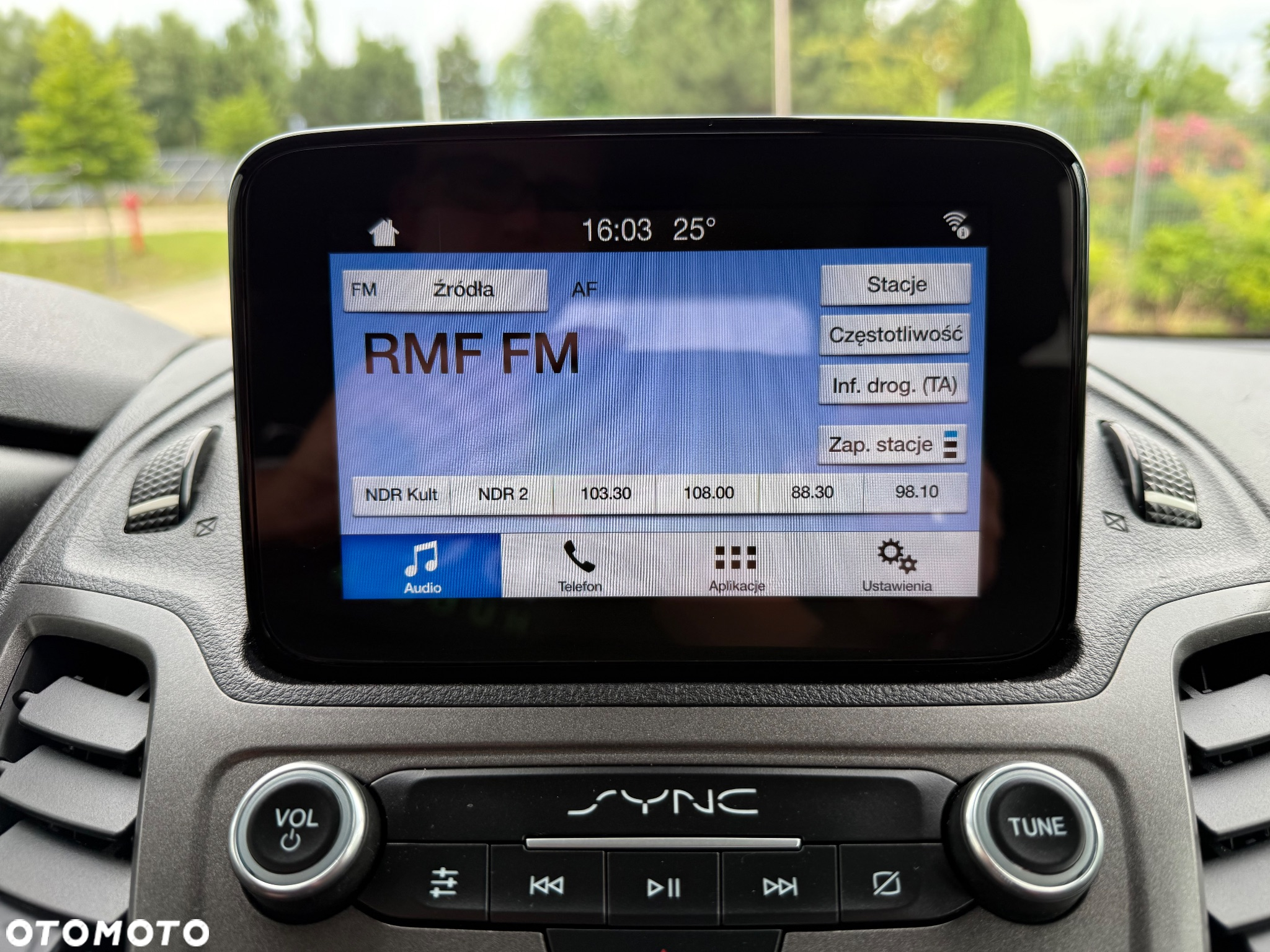 Ford Tourneo Connect Grand - 20