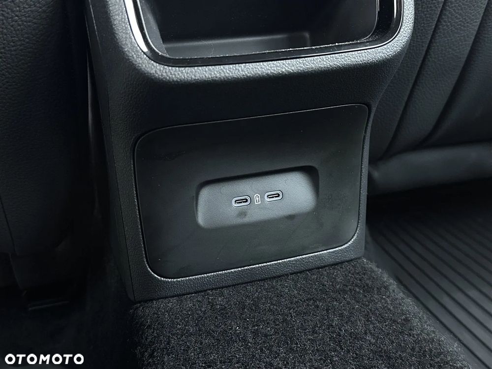 Skoda Octavia 1.5 TSI mHEV Sportline DSG - 32
