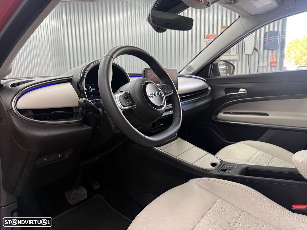 Fiat 600e 54 kWh La Prima - 17