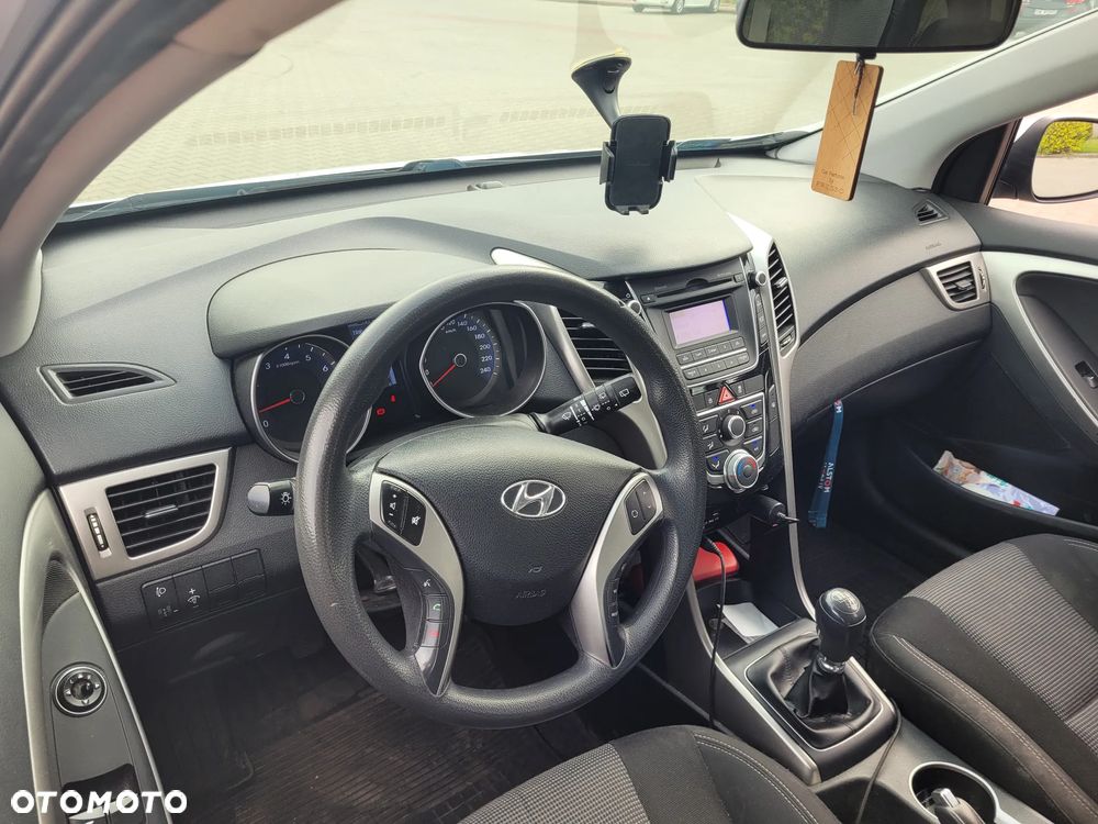 Hyundai i30 1.6 Comfort - 6