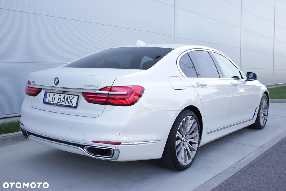 BMW Seria 7 2017 photo 4