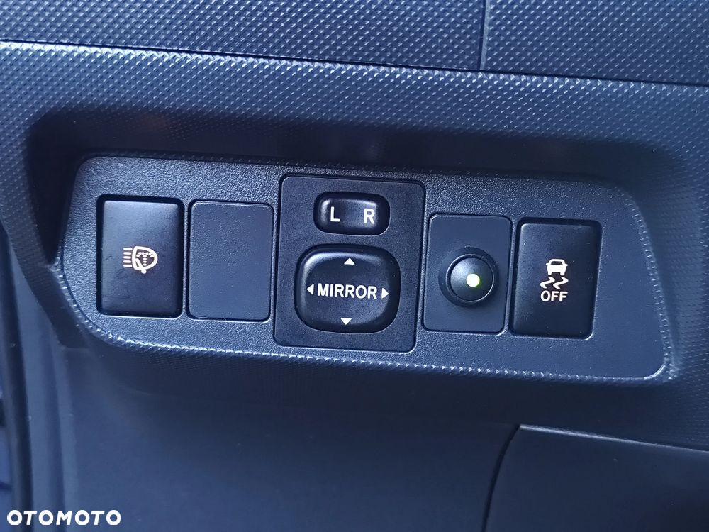 Toyota Auris 1.6 VVT-i Prestige MM - 19