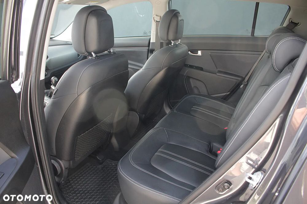 Kia Sportage 1.6 GDI 2WD Vision - 19