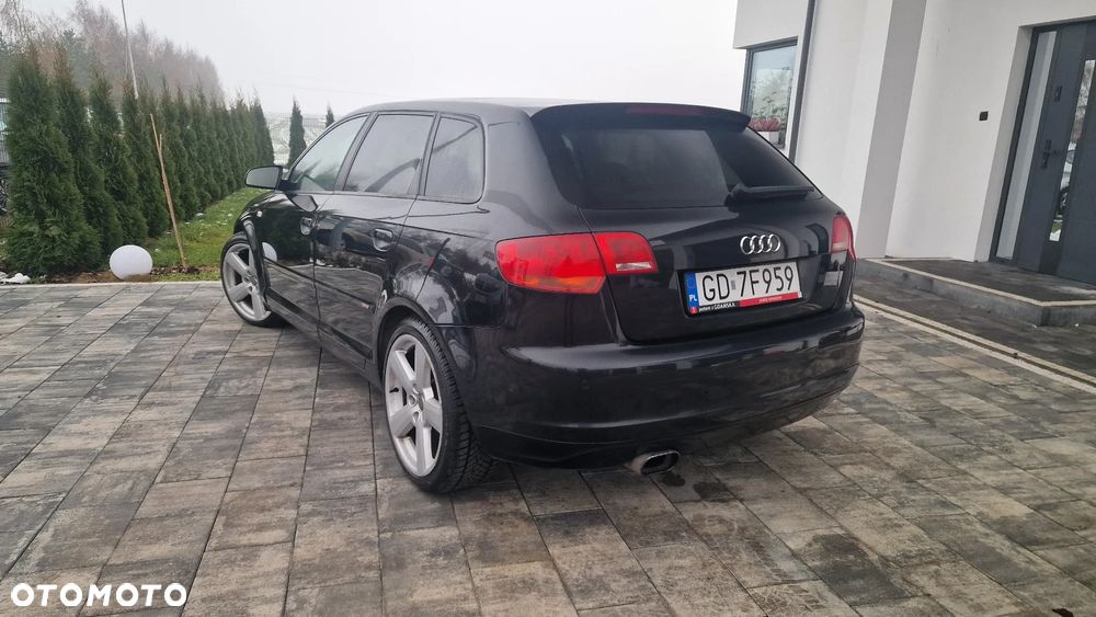 Audi A3 Sportback 2.0 TDI DPF quattro S line Sportpaket - 14