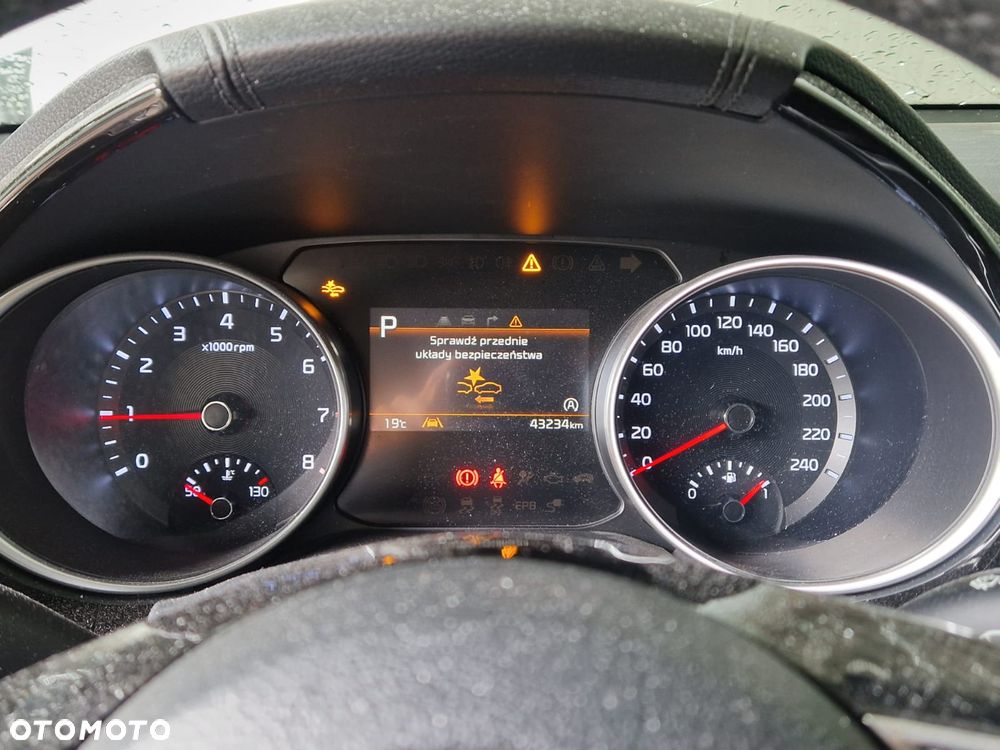 Kia XCeed 1.5 T-GDI L DCT - 16