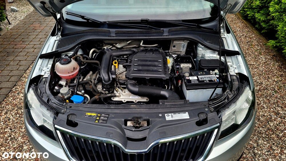 Skoda RAPID 1.0 TSI Style - 36