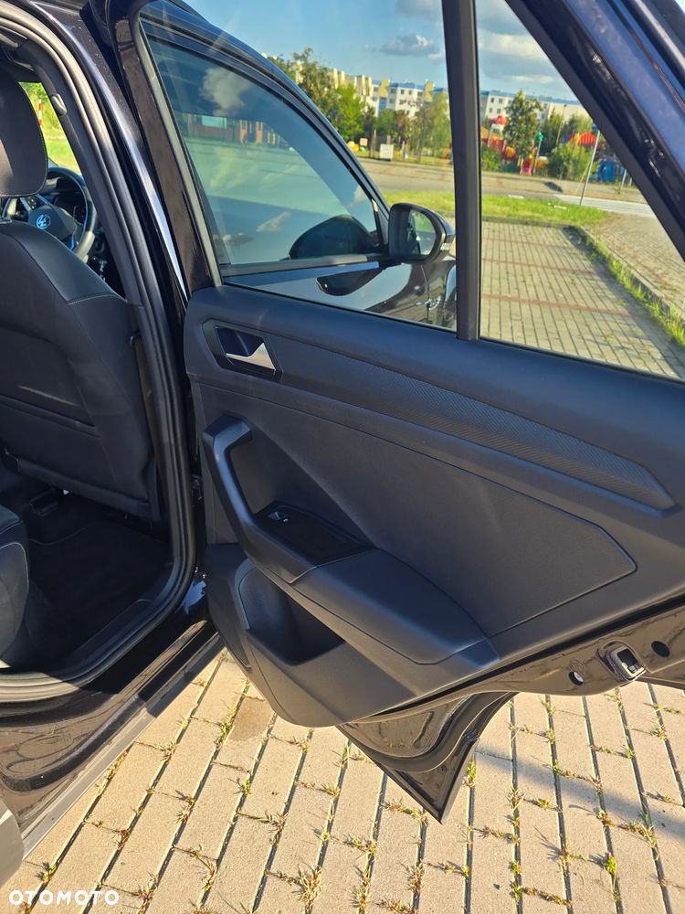 Volkswagen T-Roc 1.5 TSI R-Line Plus - 18