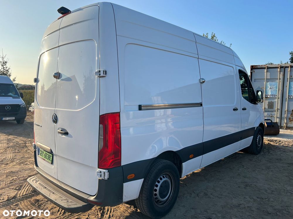Mercedes-Benz E-sprinter - 2