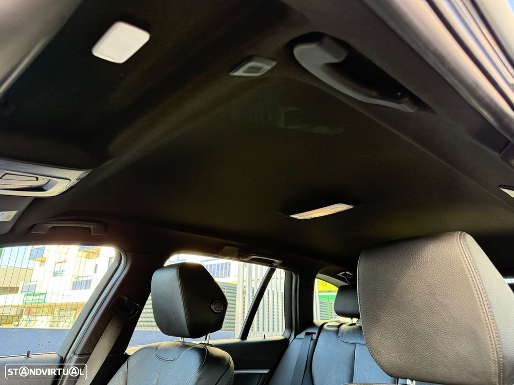 BMW 320 d Touring Sport-Aut. Efficient Dynamics Edition Sport Line - 36