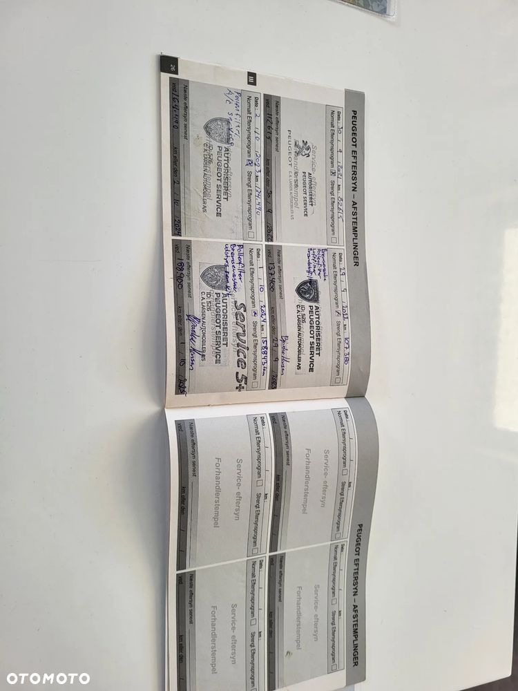 Peugeot 3008 BlueHDi 130 Stop & Start EAT8 Allure - 26