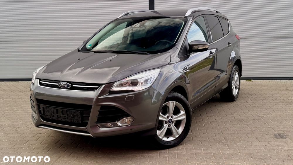 Ford Kuga 1.6 EcoBoost 2x4 Titanium - 17