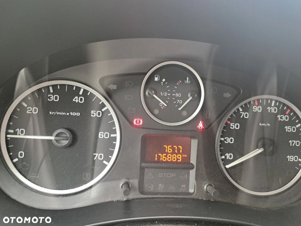 Peugeot Partner - 13