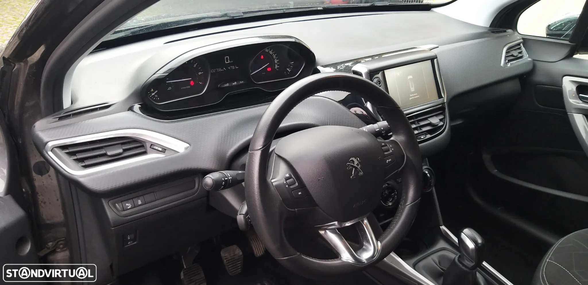 Peugeot 2008 1.2 PureTech Style - 6