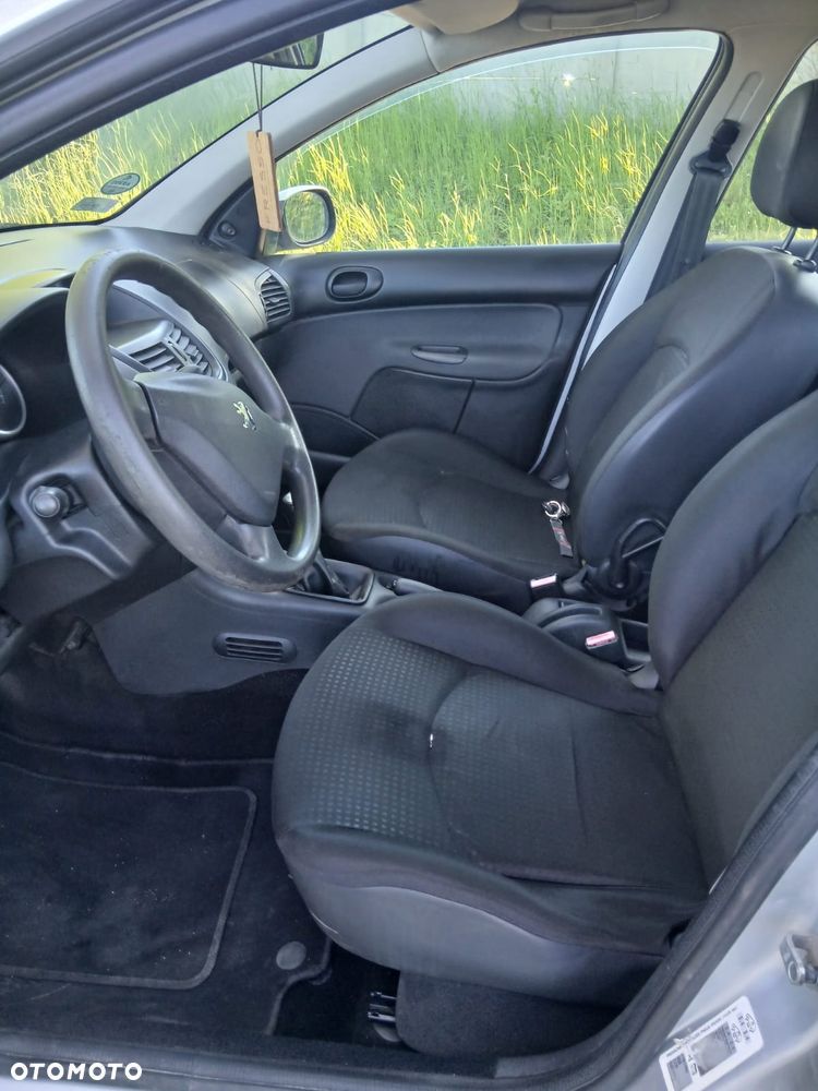 Peugeot 206 1.4 HDI XR Presence - 9