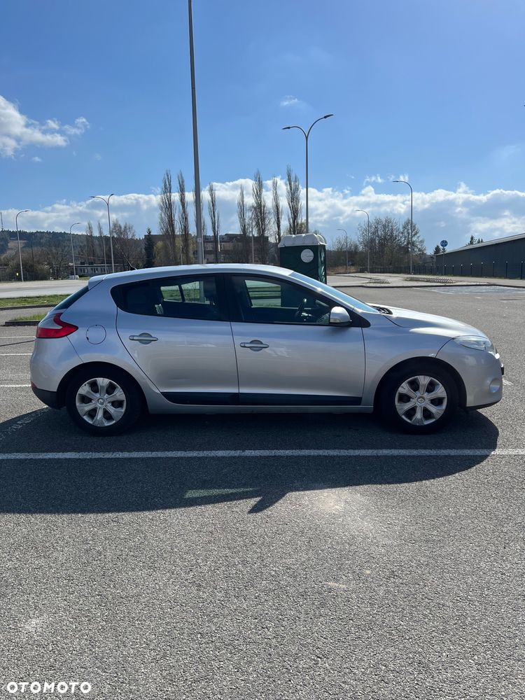 Renault Megane 1.5 dCi Authentique - 4