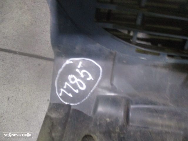 Grelha Friso A1698850023 MERCEDES W169 2005 FRENTE - 2