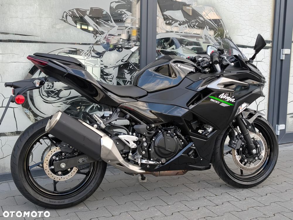 Kawasaki Ninja 500 - 12