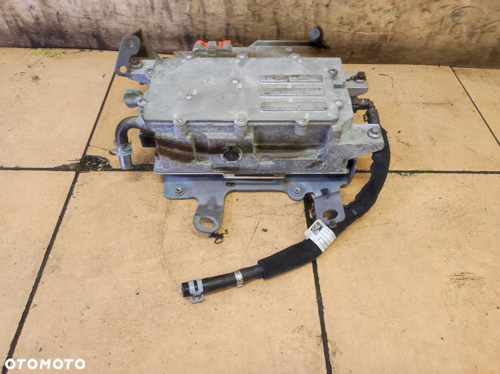 moduł sterownik inwerter konwerter baterii explorer vi 6 3.0b hybrid - 5