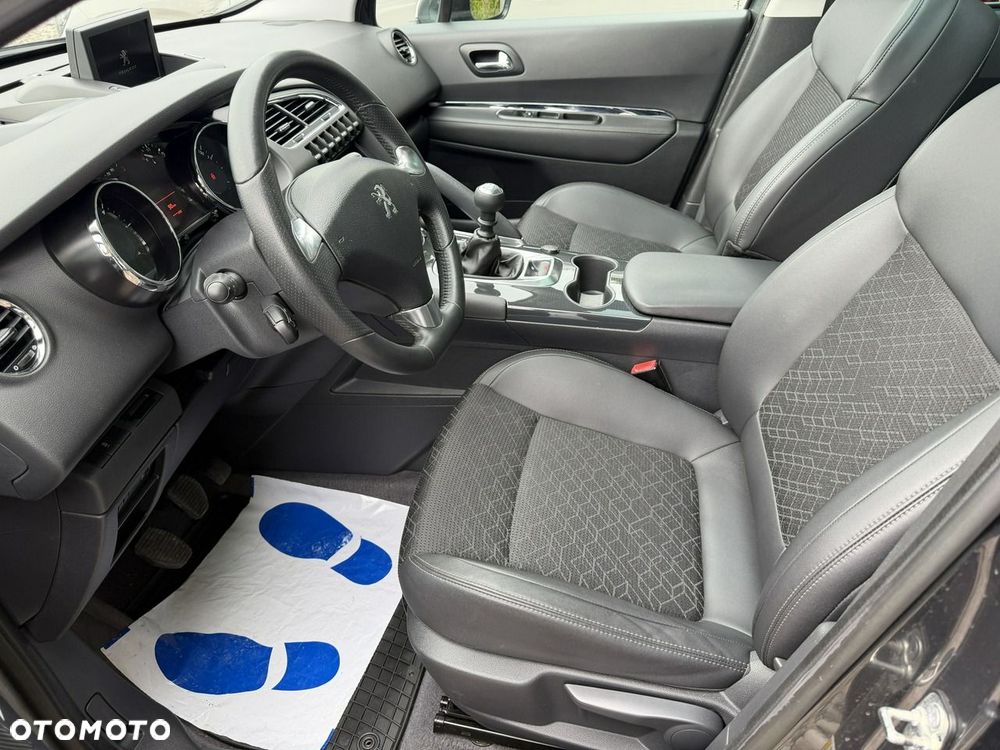Peugeot 3008 - 18