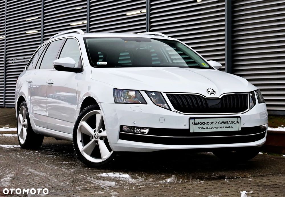 Skoda Octavia 2.0 TDI Style DSG - 1