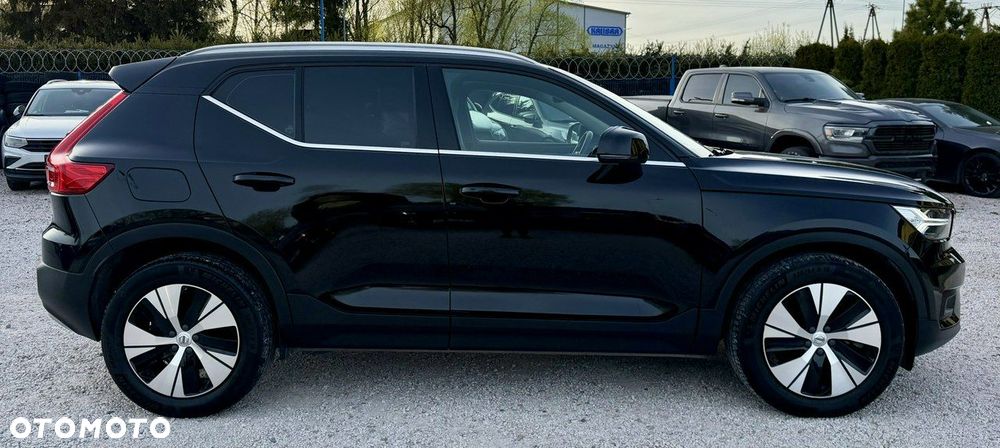 Volvo XC 40 T5 Twin Engine DKG Momentum Pro - 2