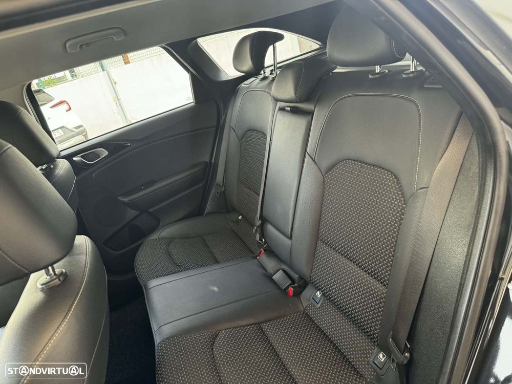 Kia Ceed SW 1.0 T-GDI Sport - 29