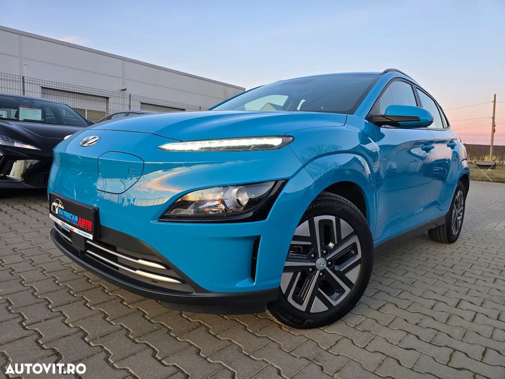 Hyundai KONA - 2