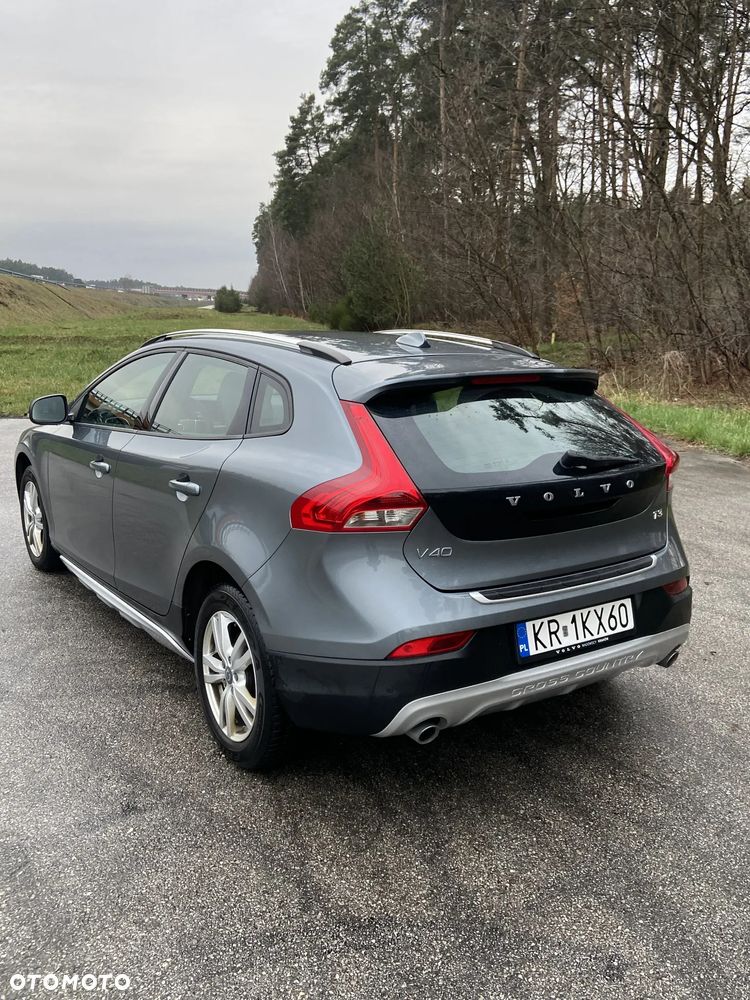 Volvo V40 Cross Country T3 Drive-E Momentum - 25