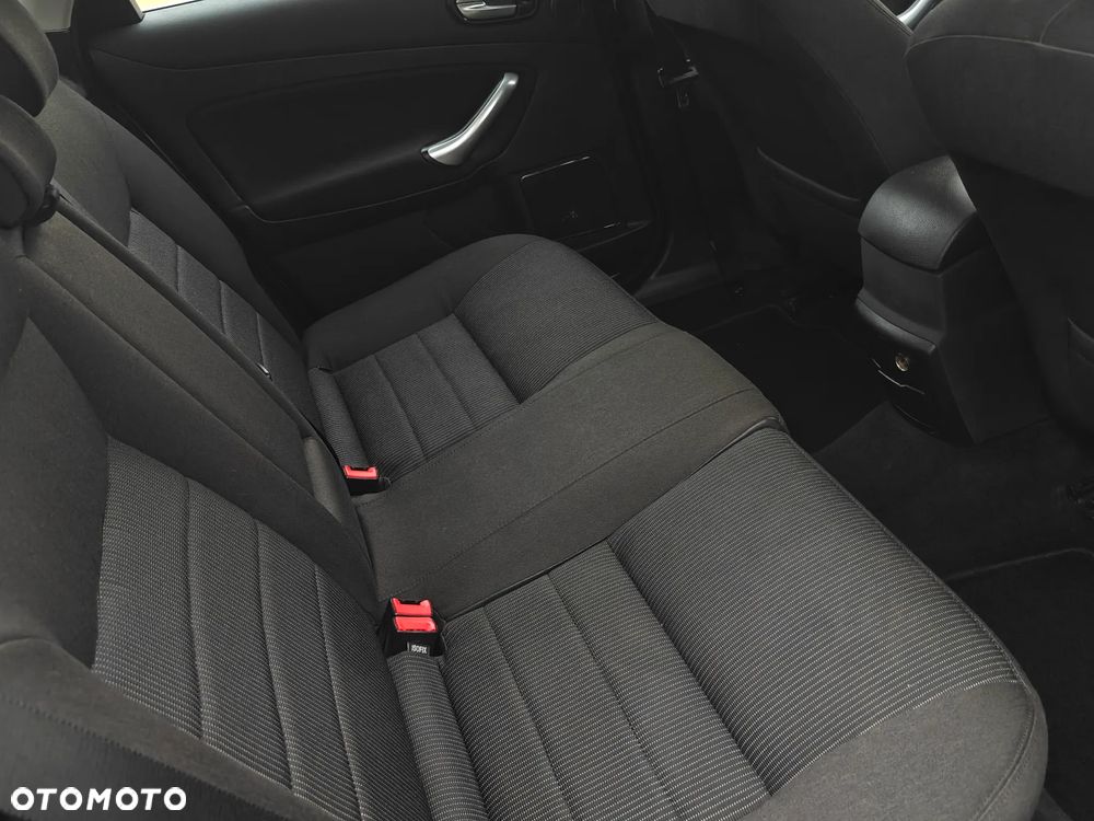 Ford Mondeo 2.0 Viva Titanium - 18