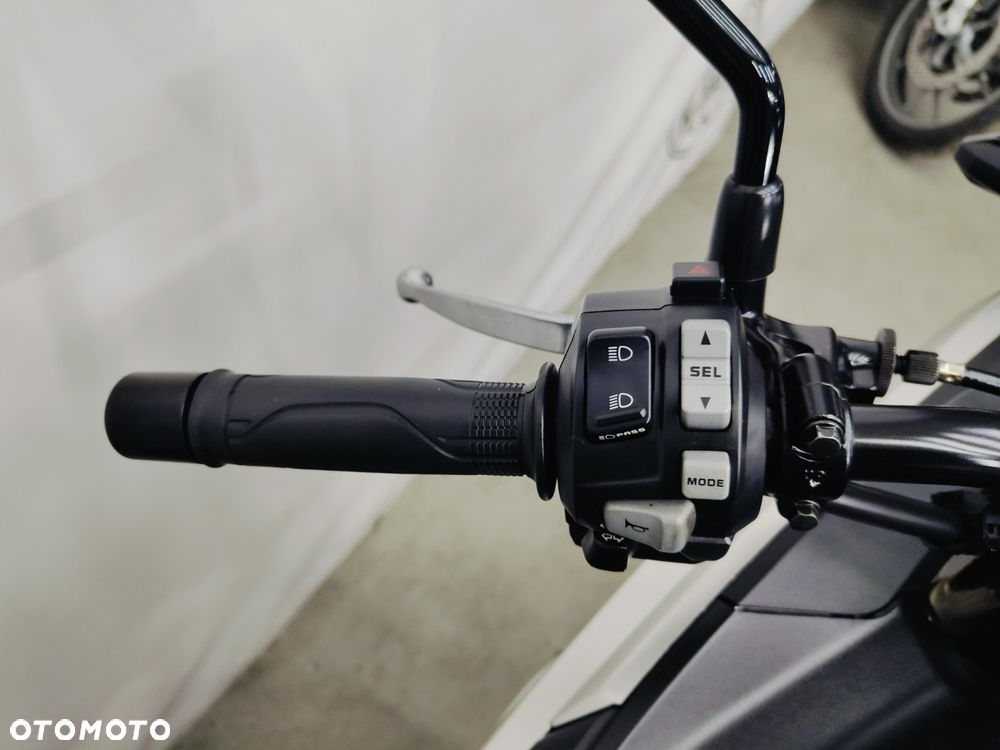 Honda NC - 15