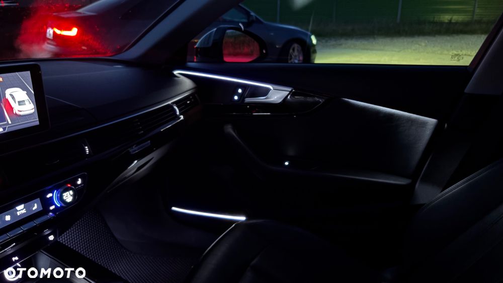 Audi A4 Limousine - 33