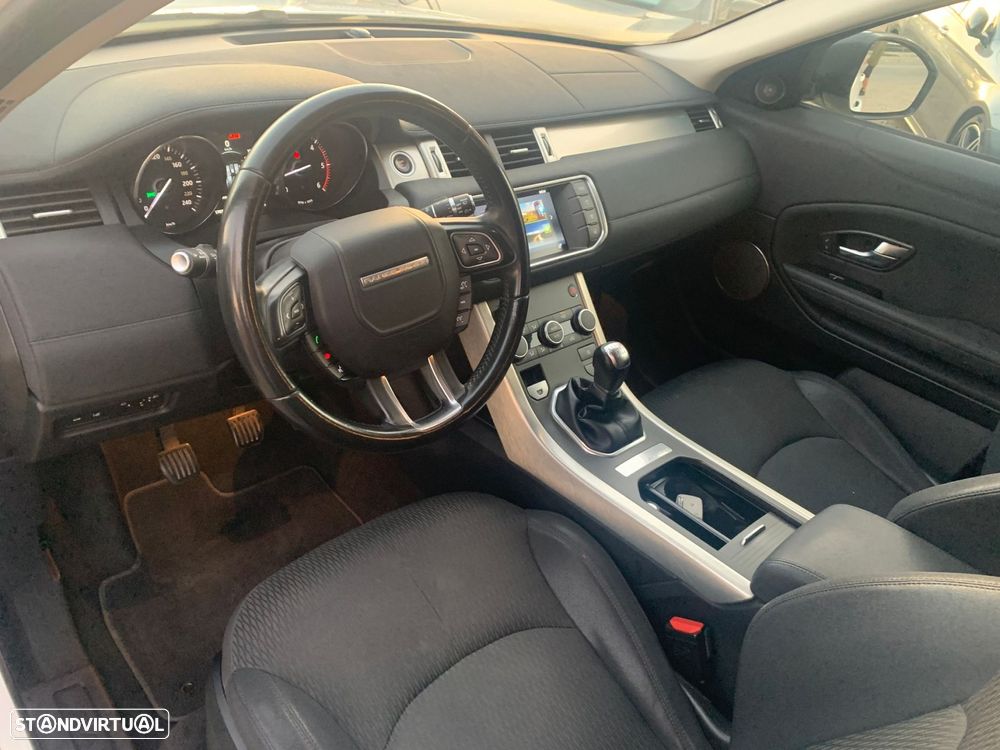 Land Rover Range Rover Evoque 2.0 eD4 SE Dynamic - 2