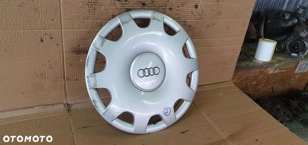 Dekielek kołpak kapsel 15" Audi A3 8L 4A0601147B - 4