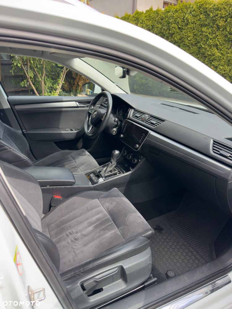 Skoda Superb 2.0 TDI Style DSG7 - 19