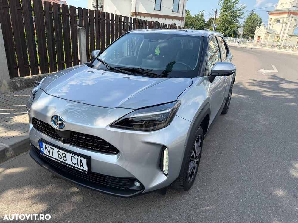 Toyota Yaris - 10