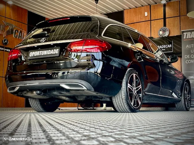 Mercedes-Benz C 300 de Avantgarde - 20
