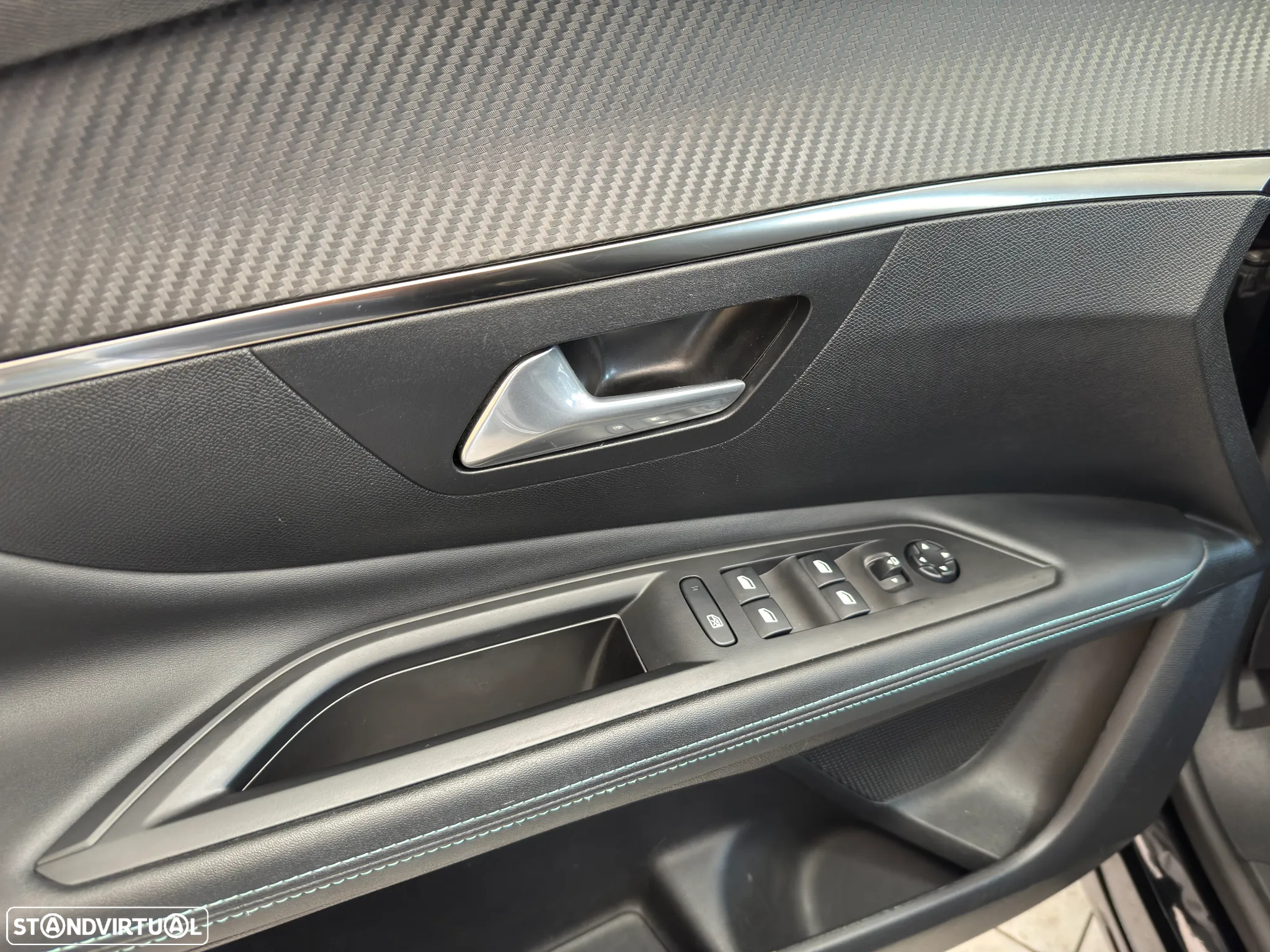 Peugeot 3008 1.6 Hybrid Allure Pack e-EAT8 - 6
