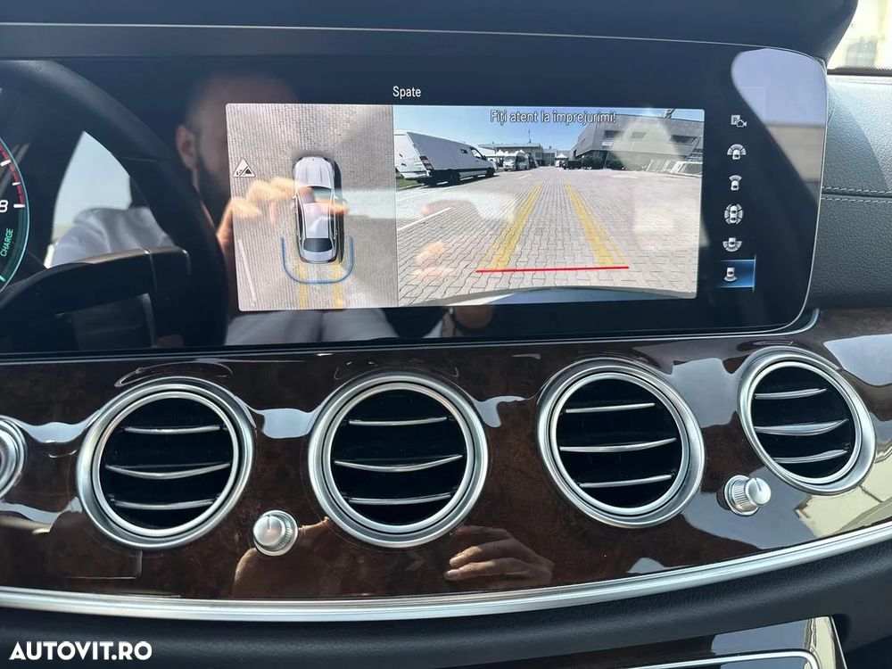 Mercedes-Benz E 300 9G-TRONIC Avantgarde - 13