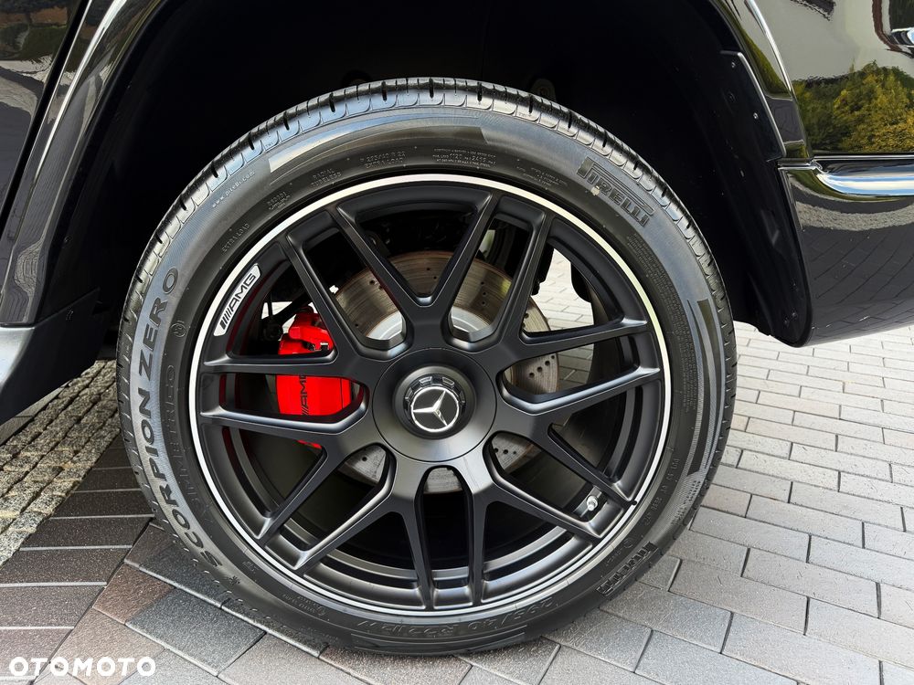 Mercedes-Benz Klasa G AMG 63 Stronger Than Time Edition - 13