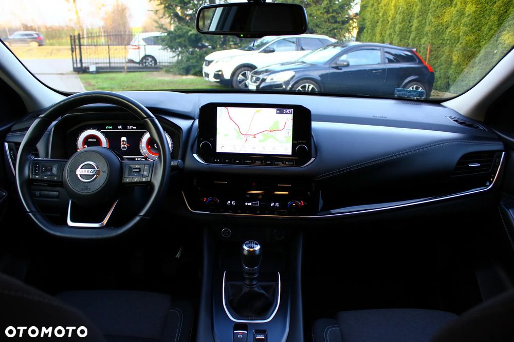 Nissan Qashqai 1.3 DIG-T N-Connecta EU6d - 36