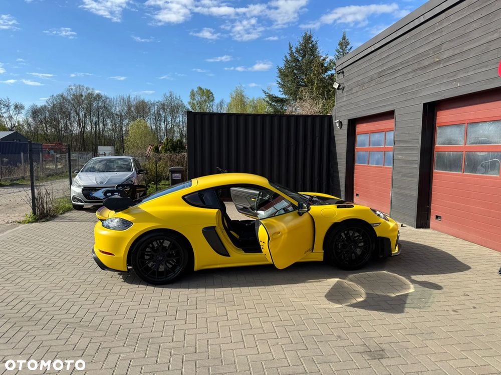 Porsche 718 Cayman - 7
