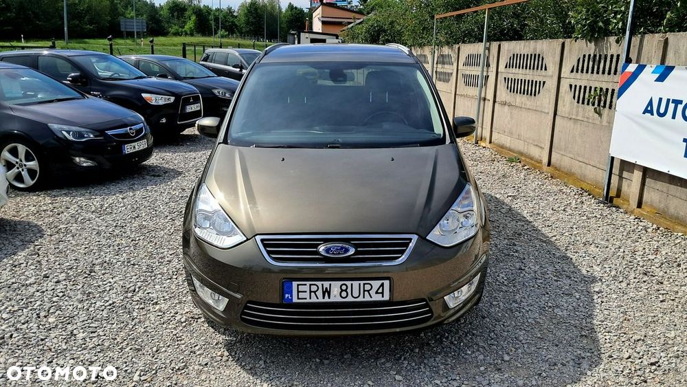 Ford Galaxy - 8