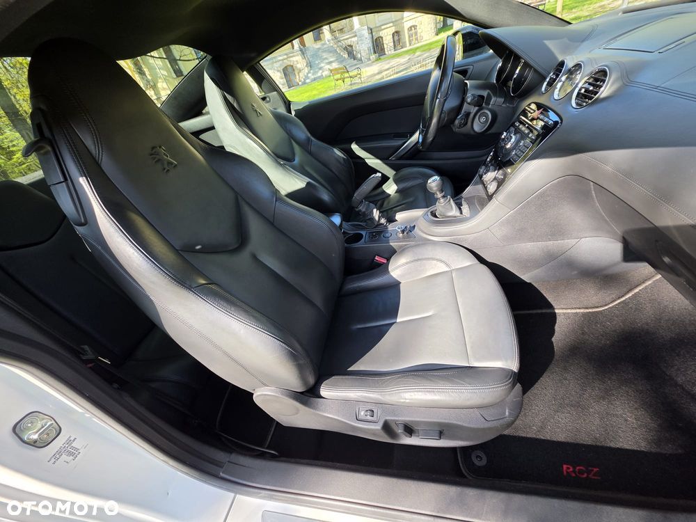 Peugeot RCZ 1.6 THP GT Line - 24