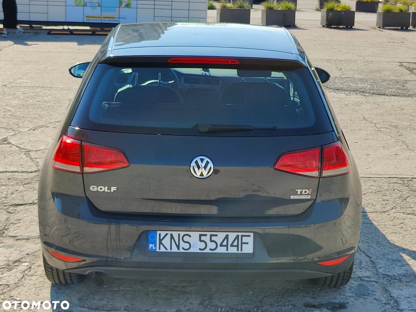 Volkswagen Golf - 6