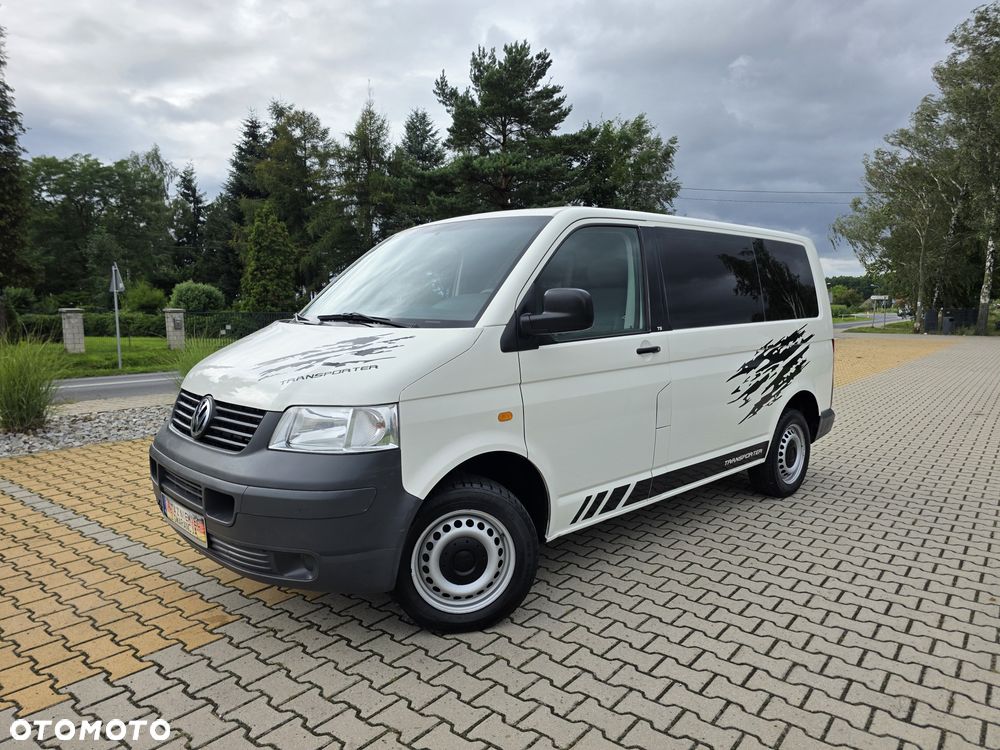 Volkswagen Transporter - 1