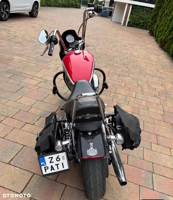 Harley-Davidson Sportster Custom 883C - 5