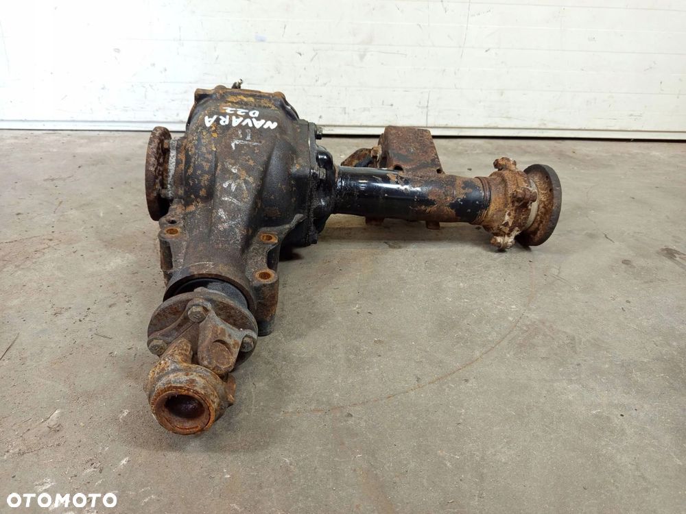 MOST PRZEDNI DYFER PRZÓD NISSAN NAVARA D22 97-02 2.5 TD KN51 3851161 - 1