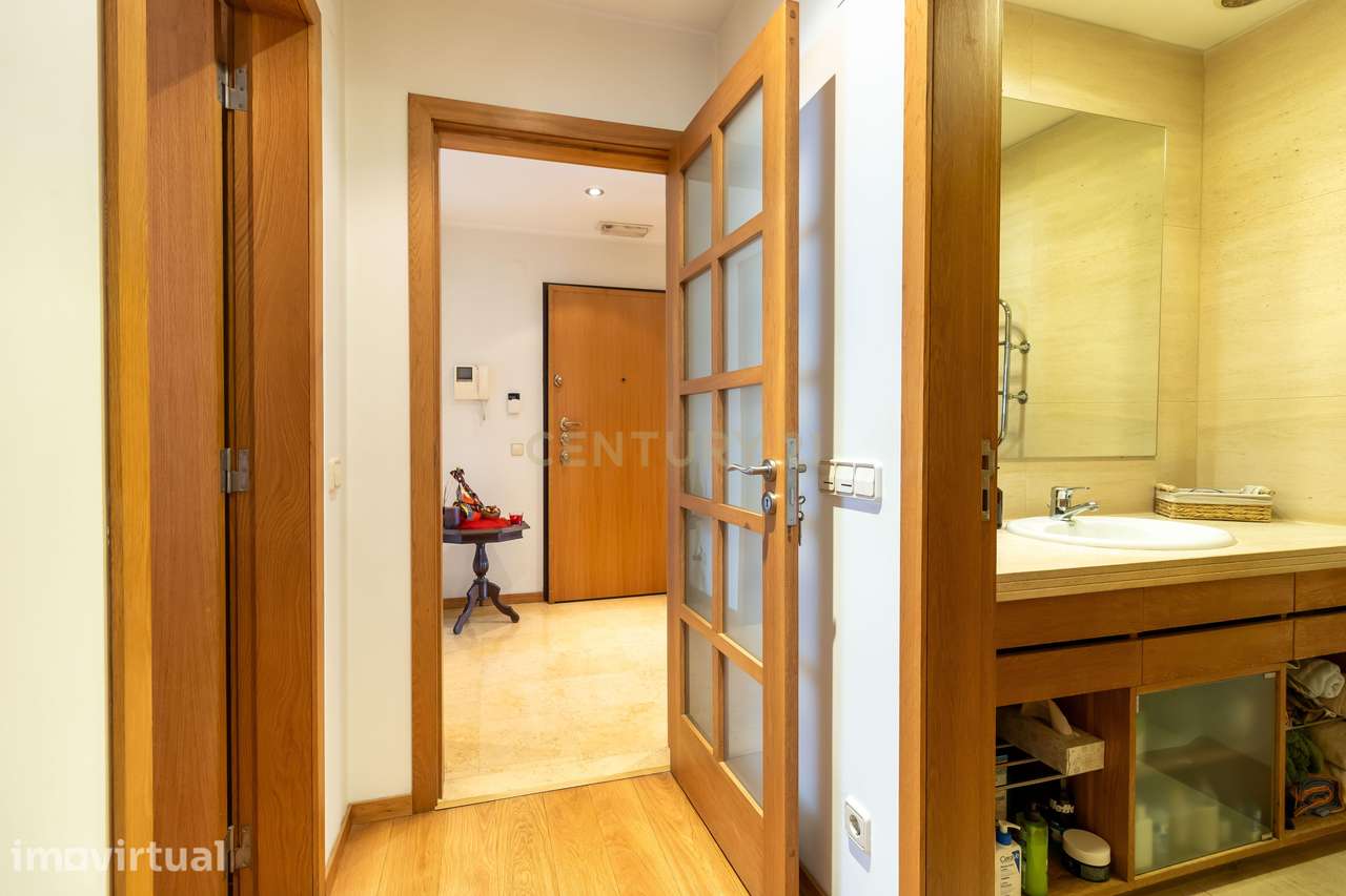 Magnífico T2 Premium (registado como T3) com Sala de 40m², Garagem e A - Grande imagem: 5/23