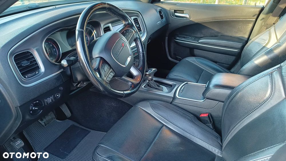 Dodge Charger - 5