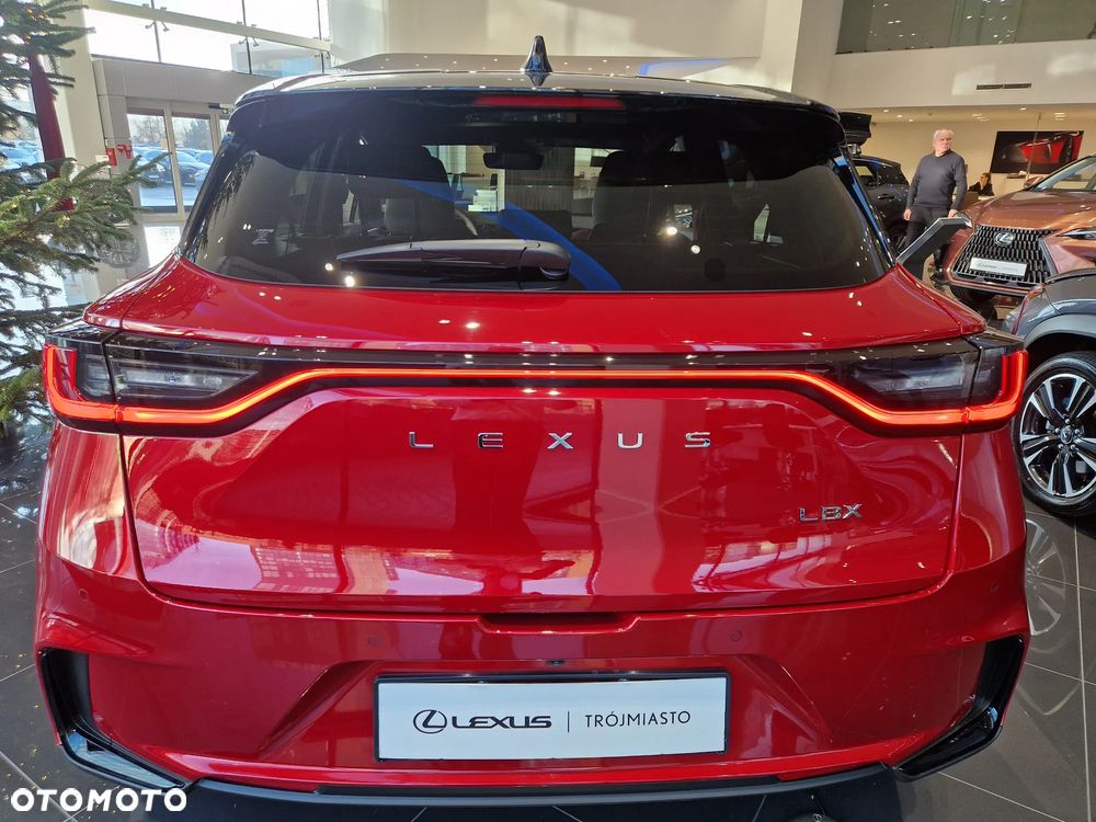 Lexus LBX 1.5 Hybrid Vibrant Edition - 9